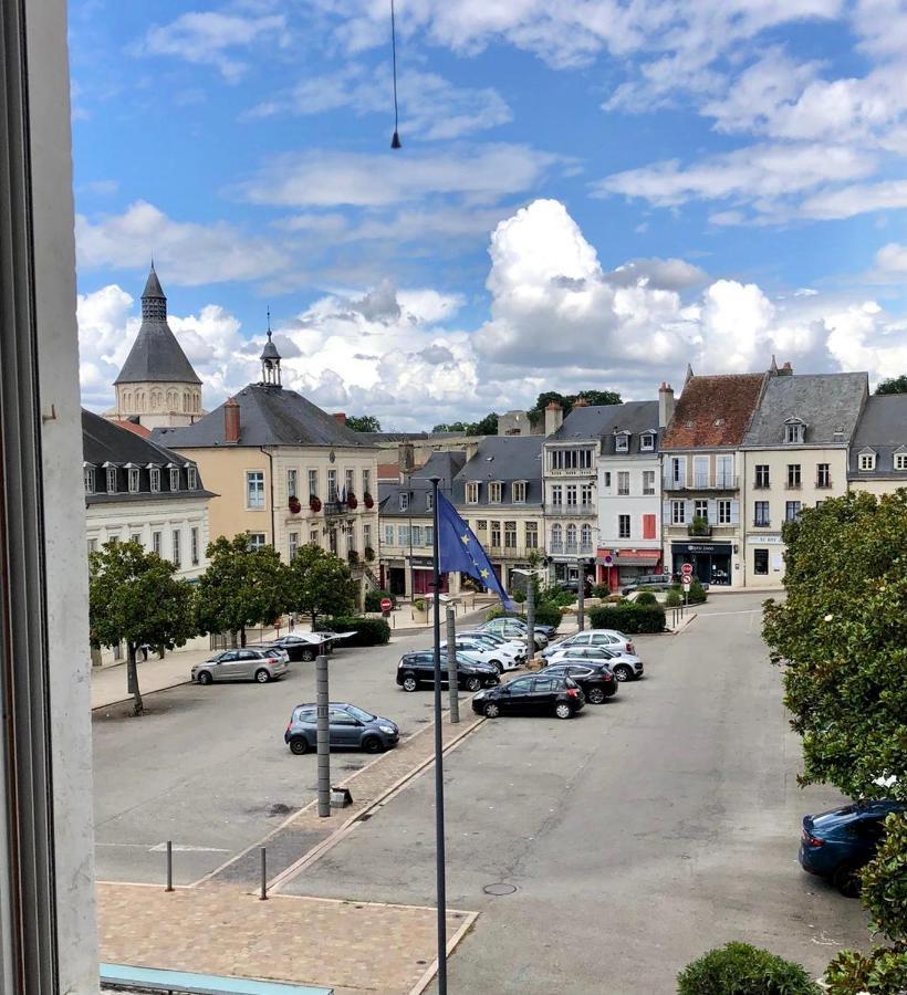 Coeur De La Charite Sur Loire Villa ภายนอก รูปภาพ